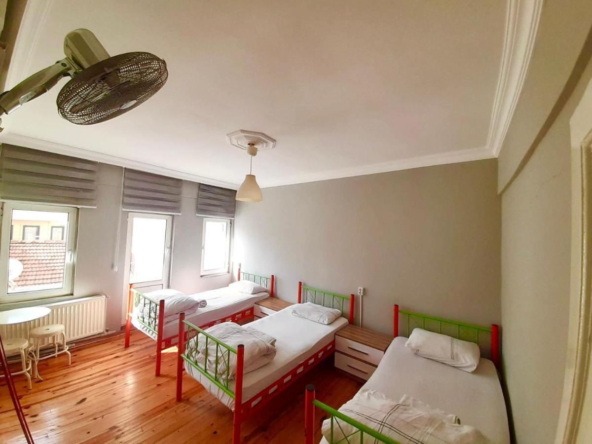Windrose Hostel Istanbul Exterior photo