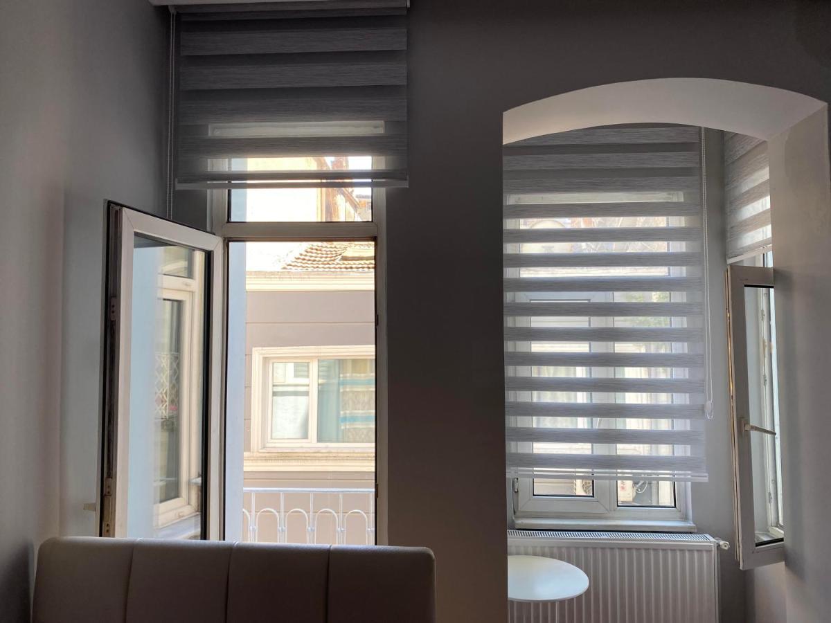 Windrose Hostel Istanbul Exterior photo