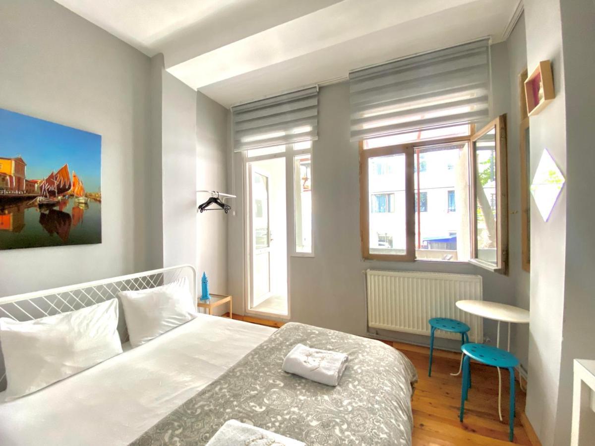 Windrose Hostel Istanbul Exterior photo
