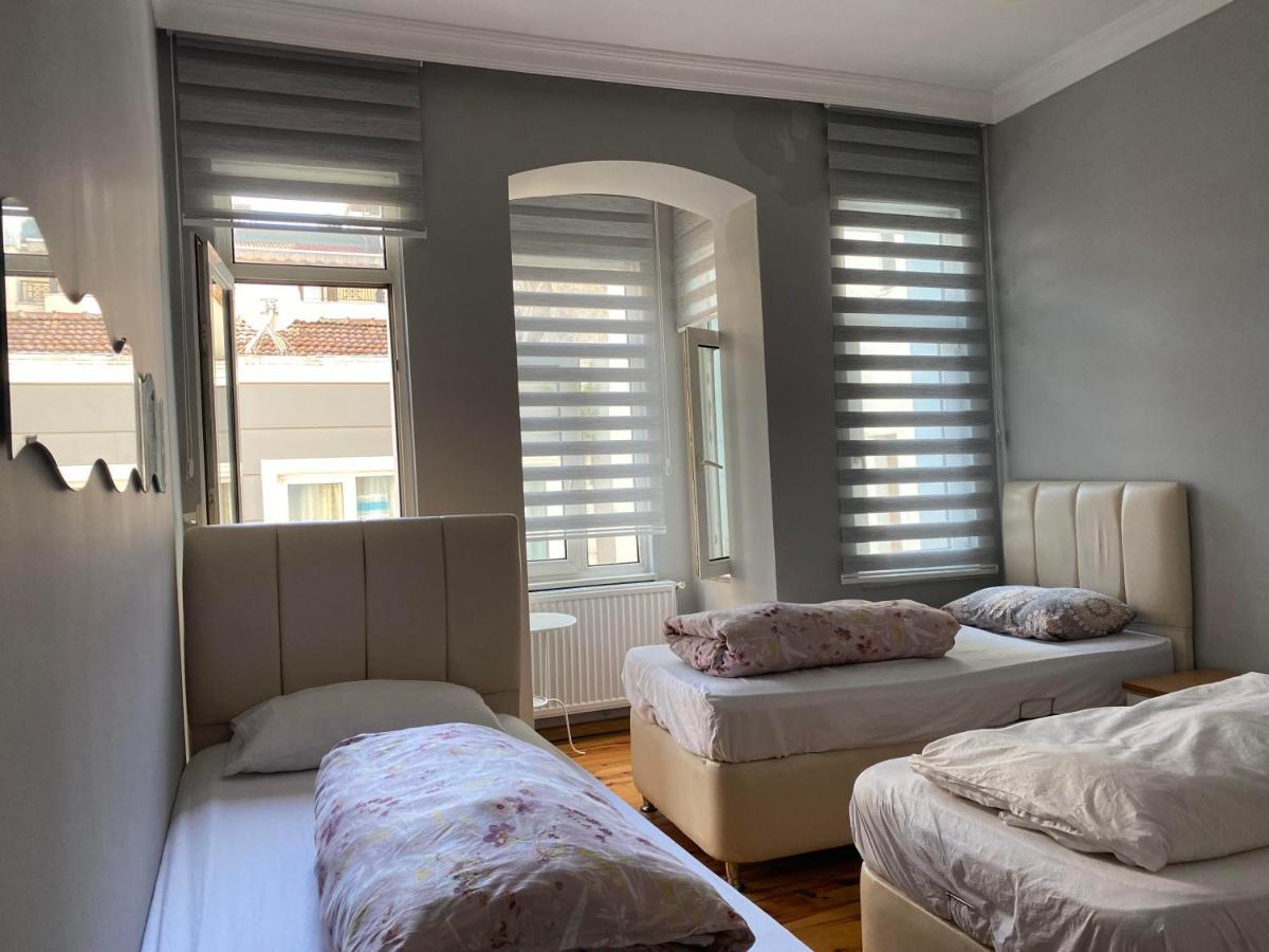 Windrose Hostel Istanbul Exterior photo