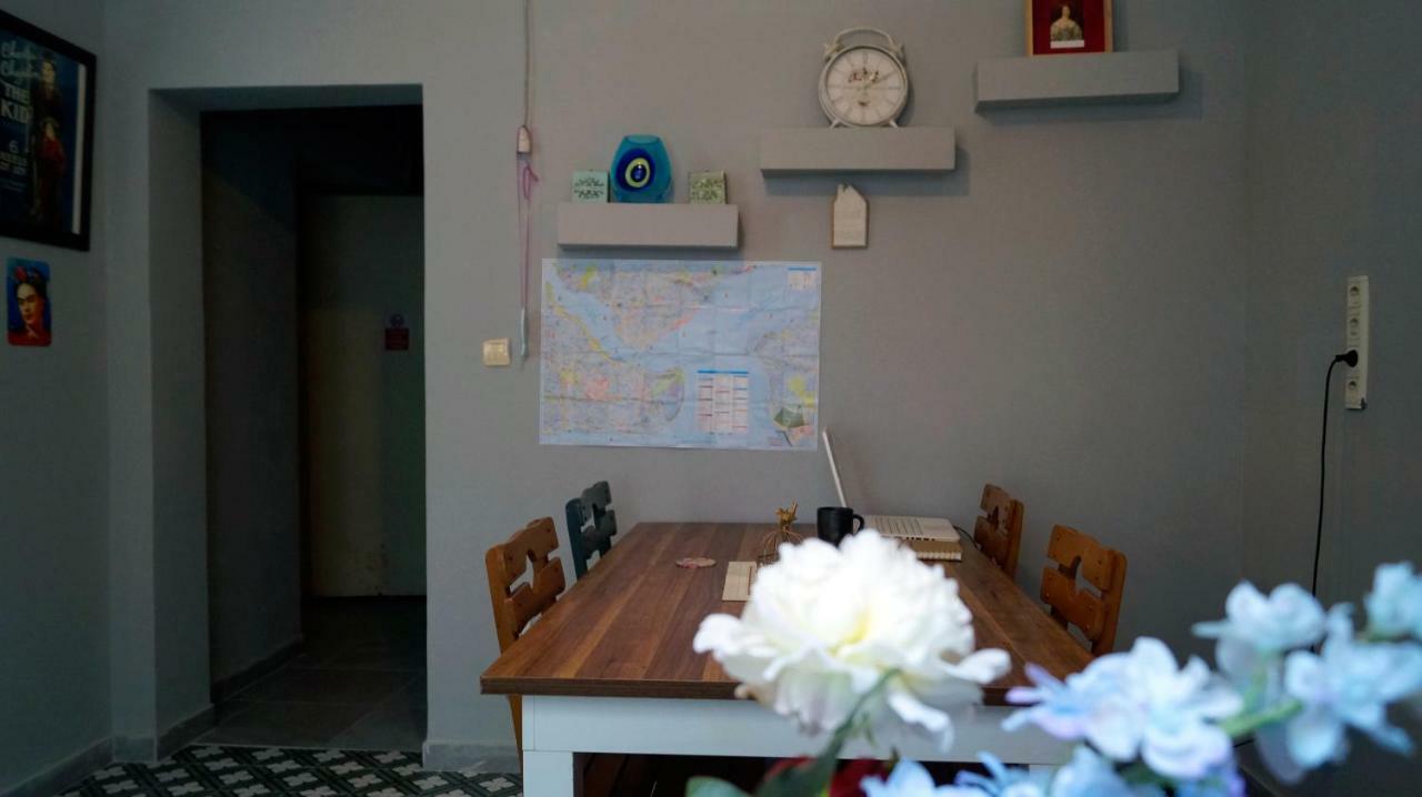 Windrose Hostel Istanbul Exterior photo